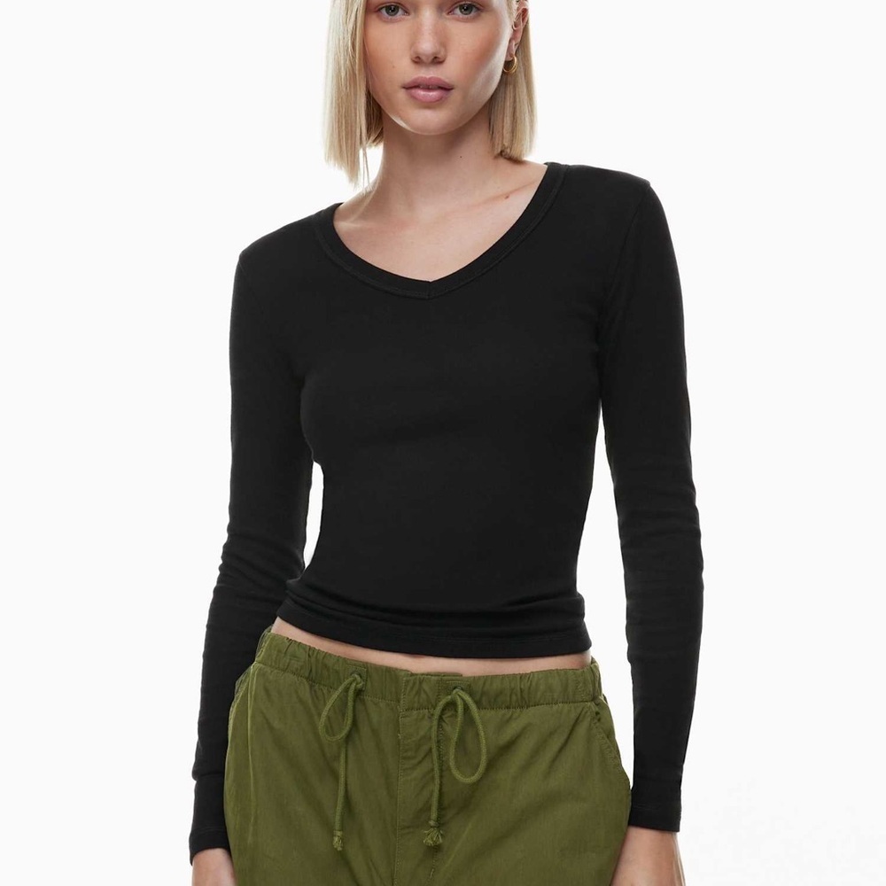 TNA Aritzia Soft Standard Treble Longsleeve